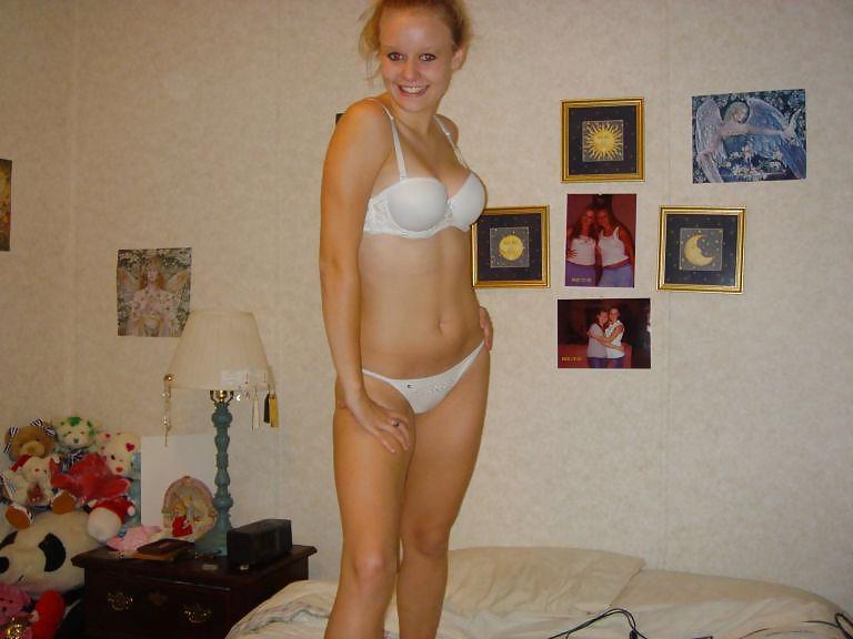 13P Olivia show herself -coolbudy