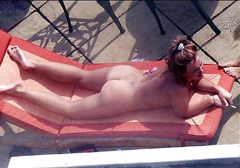 9P Britney Spears Ass N Feet to Jerkoff N Cum Over