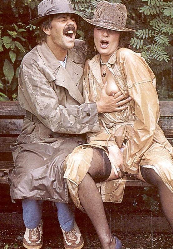 16P Retro couple having some nasty wet sex! 