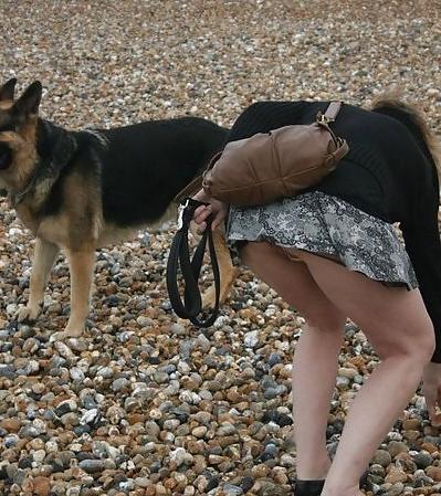 25P Upskirt Bending Over