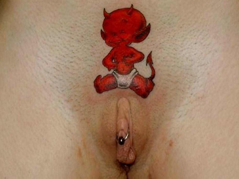 14P Pussy and Tattoo
