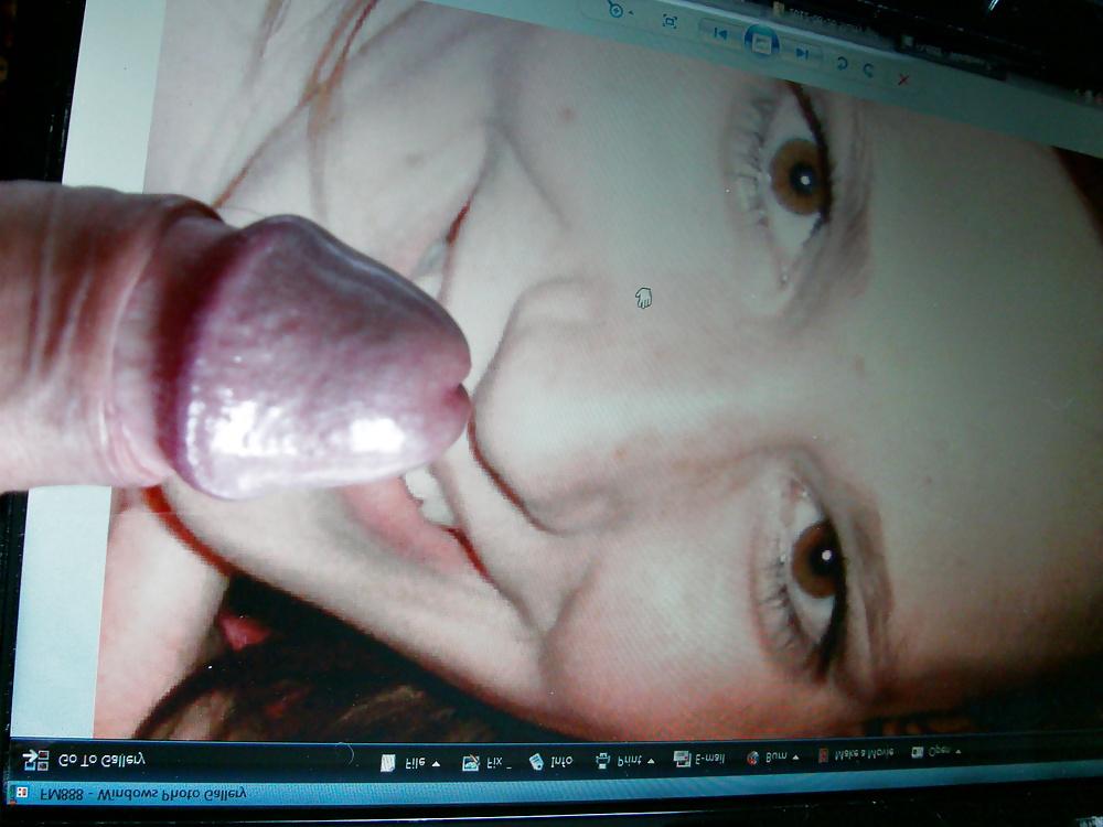 21P Tossertim wanks a load over Ap88