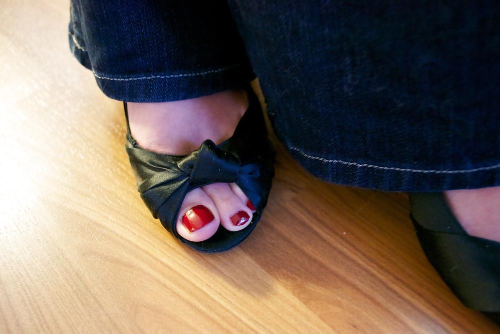 9P Schwarze Peep-Toe-Schuhe