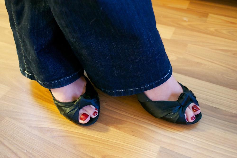 9P Schwarze Peep-Toe-Schuhe