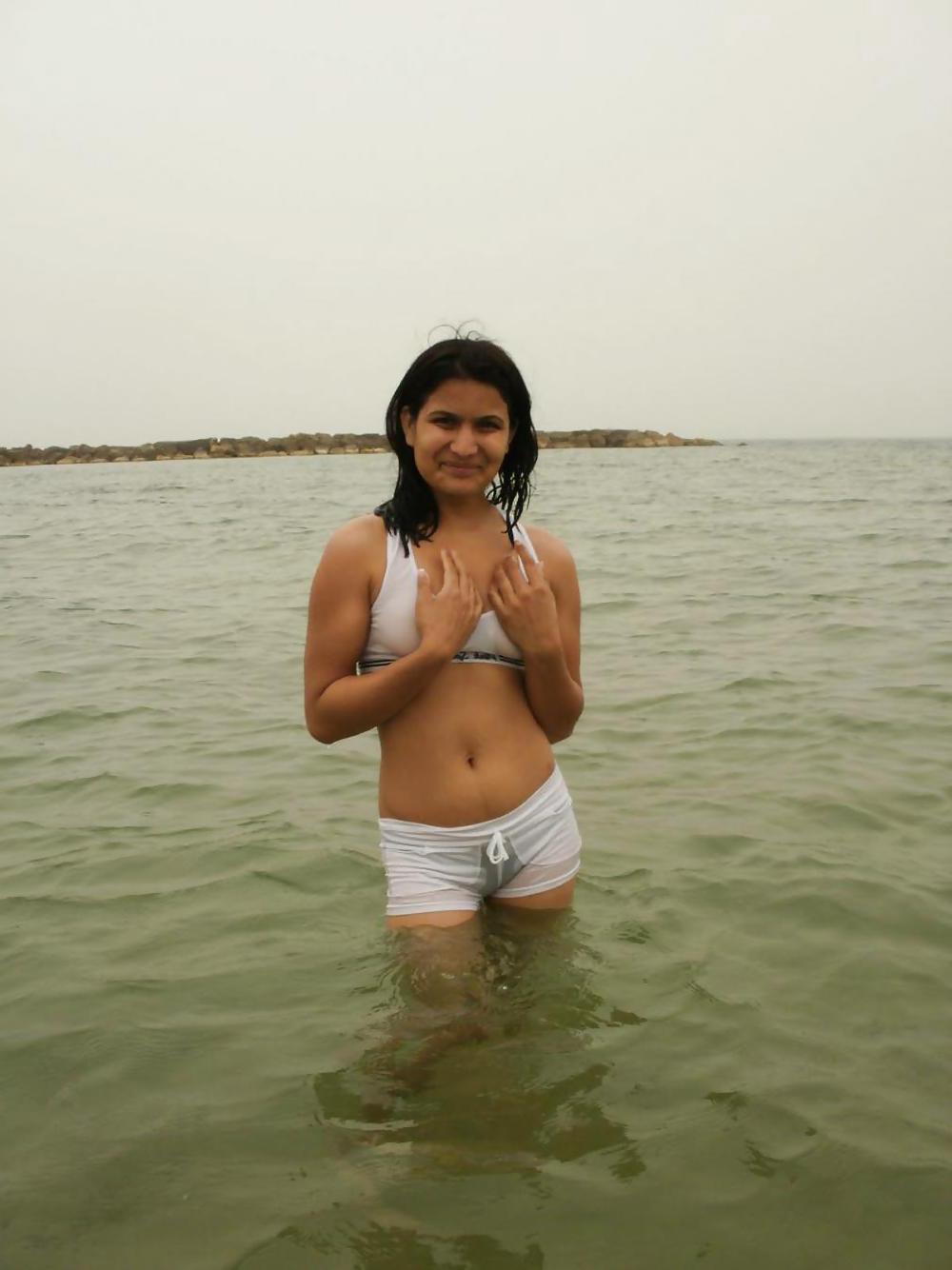 12P Indian hot mom