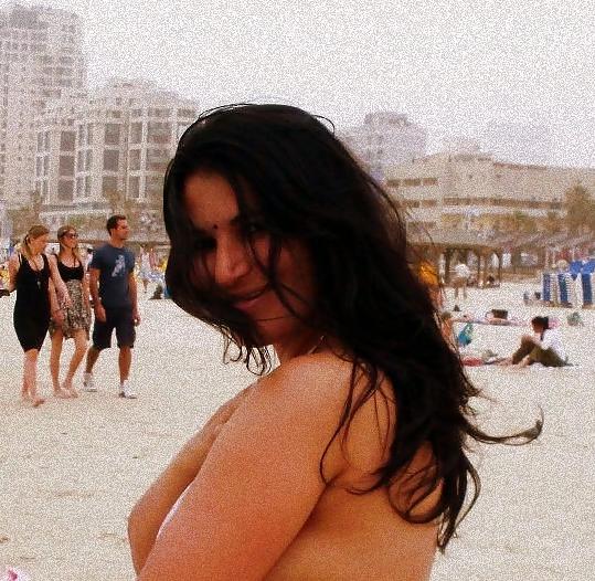 12P Indian hot mom