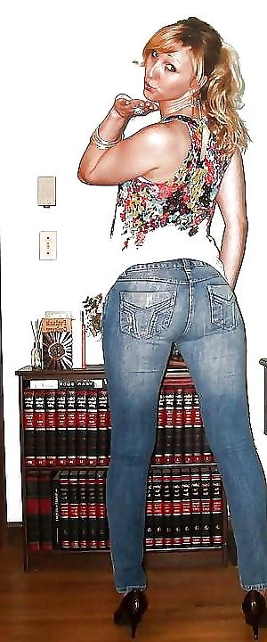 25P Queens in Jeans CXXXIV