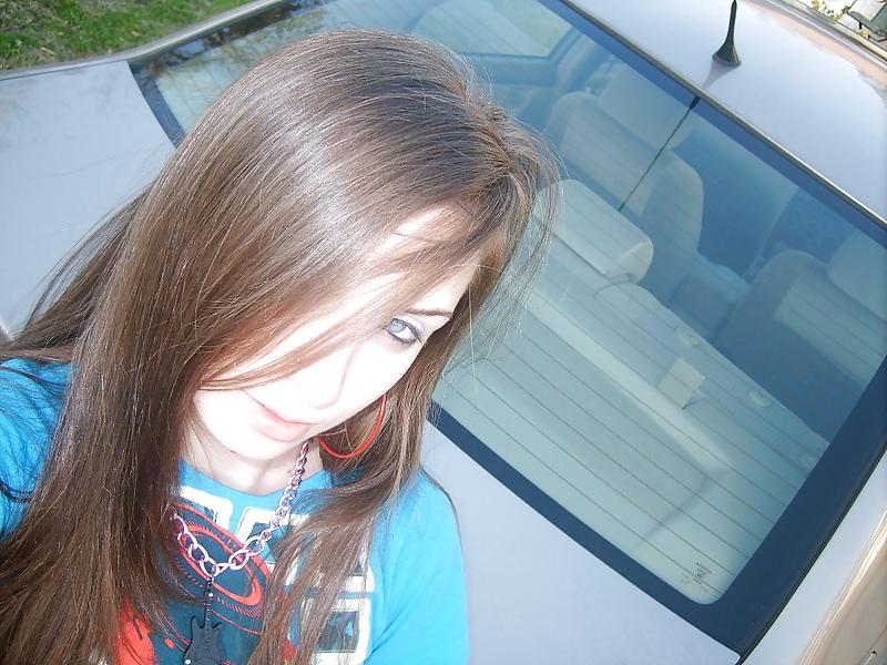 25P Hot teen in front of camera