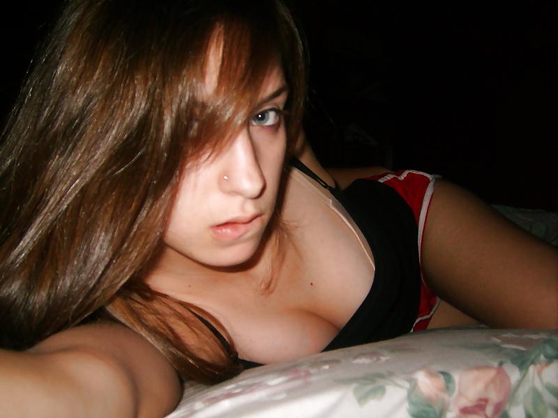 25P Hot teen in front of camera