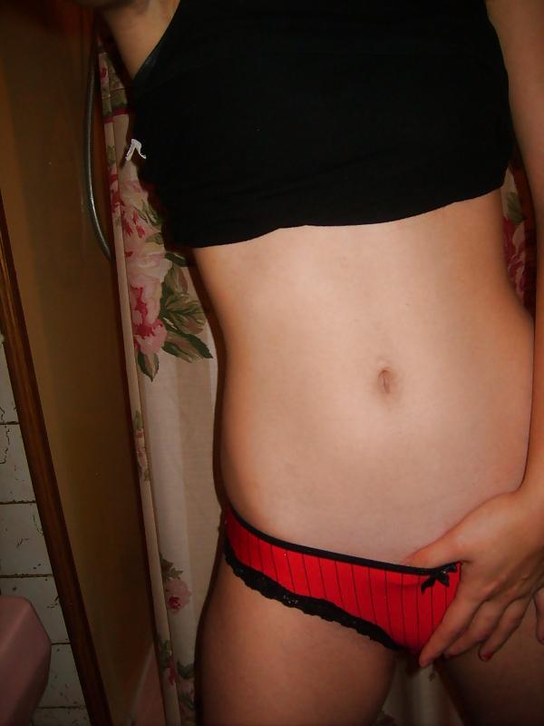 25P Hot teen in front of camera