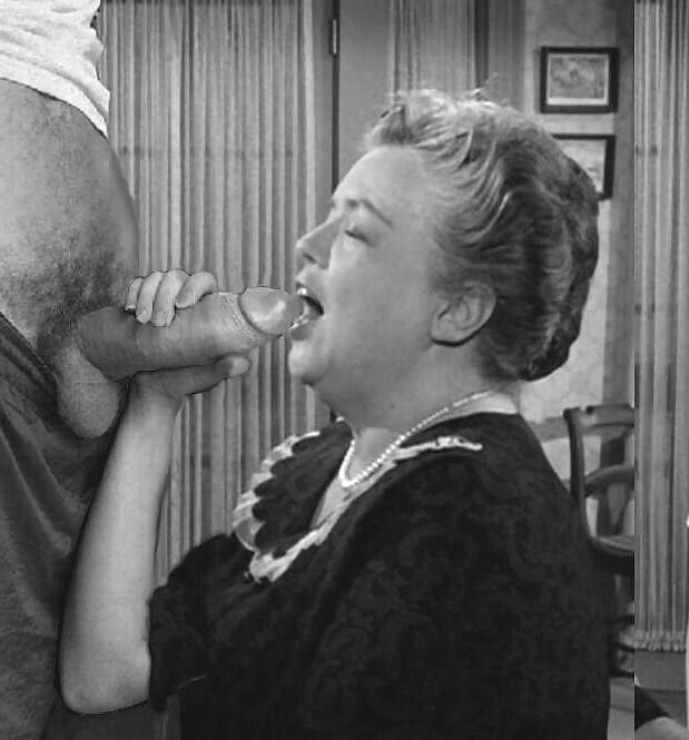 7P Aunt Bee
