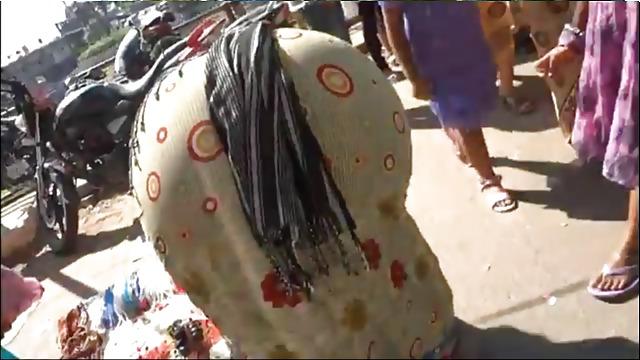 8P Indian Mature Booty Bend over