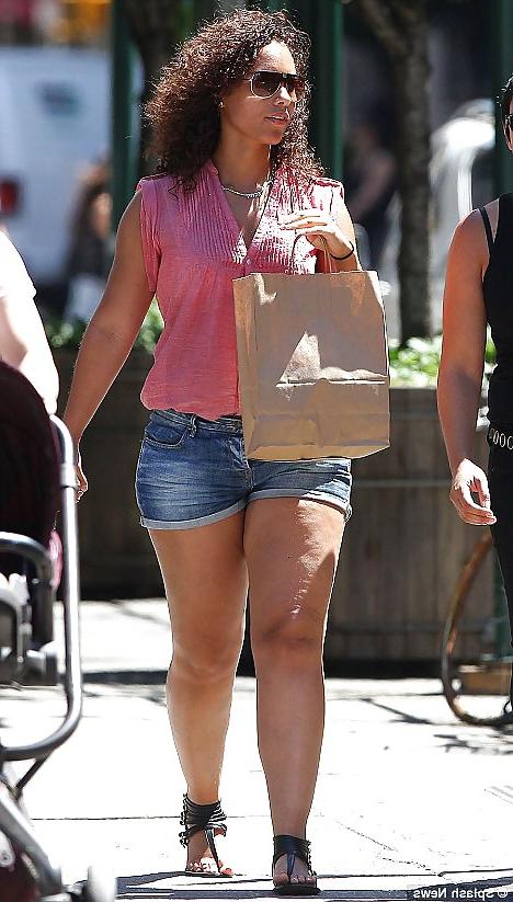 25P Alicia Keys MEGA Wank Collection Enjoy