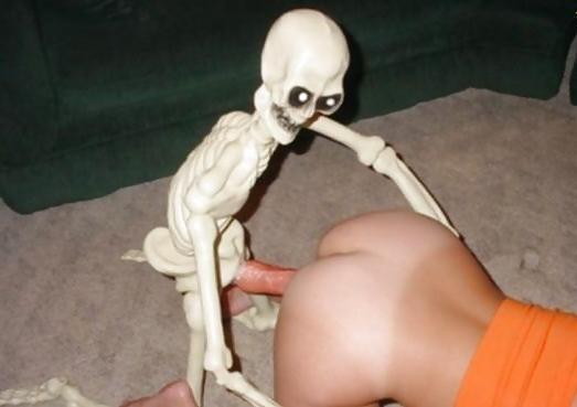 25P Not your average porn pics 13