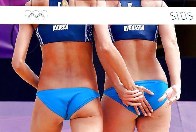 25P Pretty Sports Girls!
