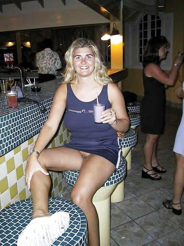 25P Upskirt 3