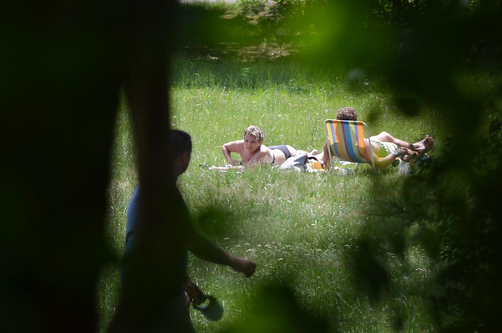 25P Girl sunbathing in the park I