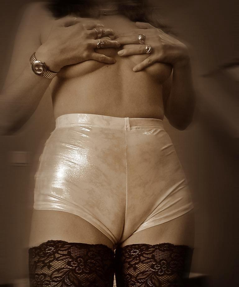 25P Camel Toes 4 