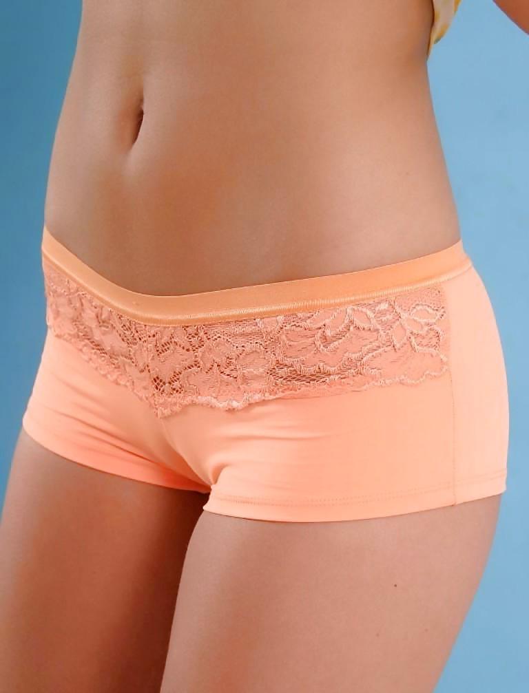 25P Camel Toes 4 