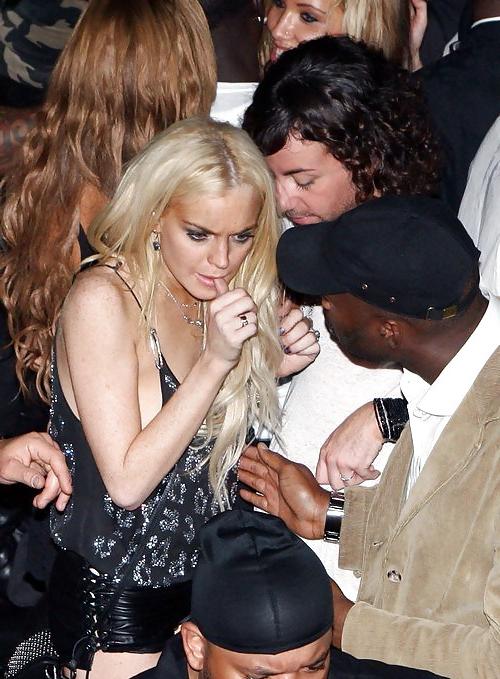 18P Lindsay Lohan ... Busta Rhymes Show 2009