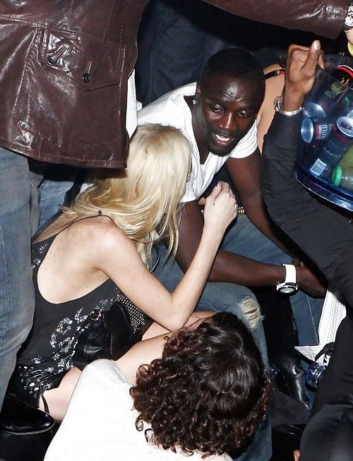 18P Lindsay Lohan ... Busta Rhymes Show 2009