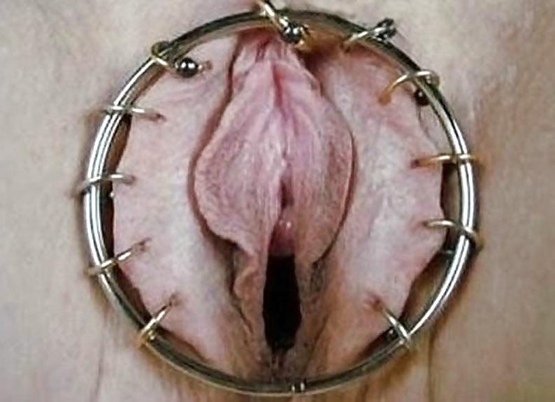 25P Not your average porn pics 15