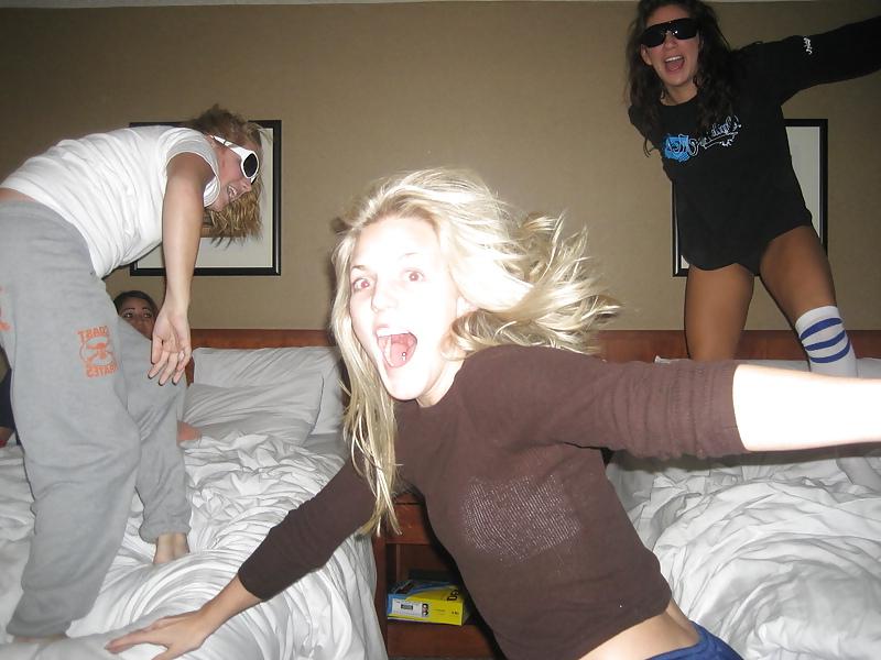 25P More Amateurs in a Hotel