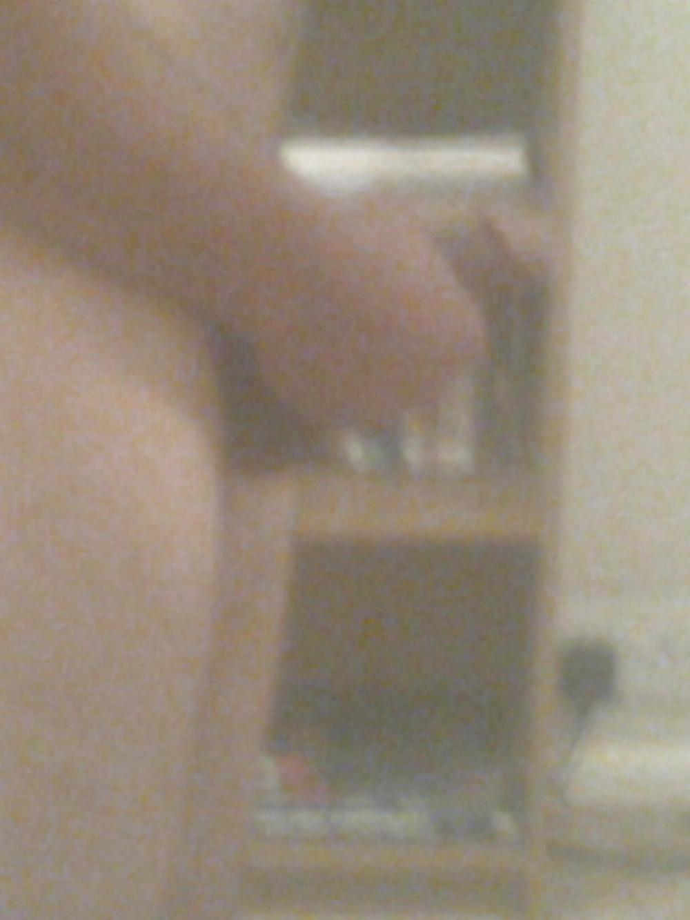 14P Wanking over lesbian porn