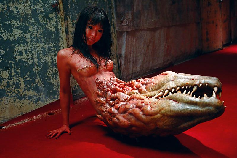 12P Tokyo Gore Police