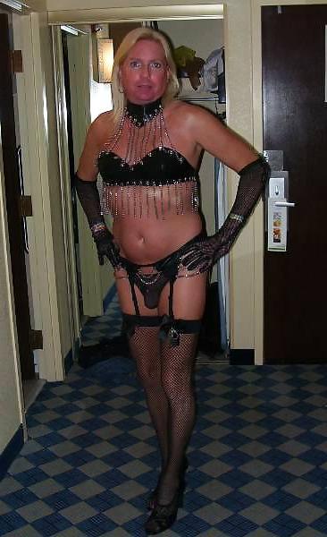 5P Miss Jennifer TS Domme