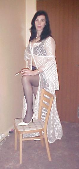 7P Mom in white smokeing hot