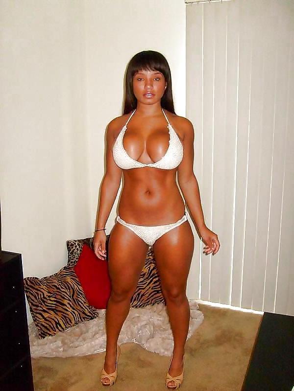 25P So damn hot.. I just wanna cum all over her!!!