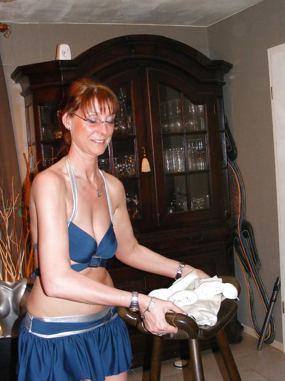 25P Nice Skinny Mature Slut Wife