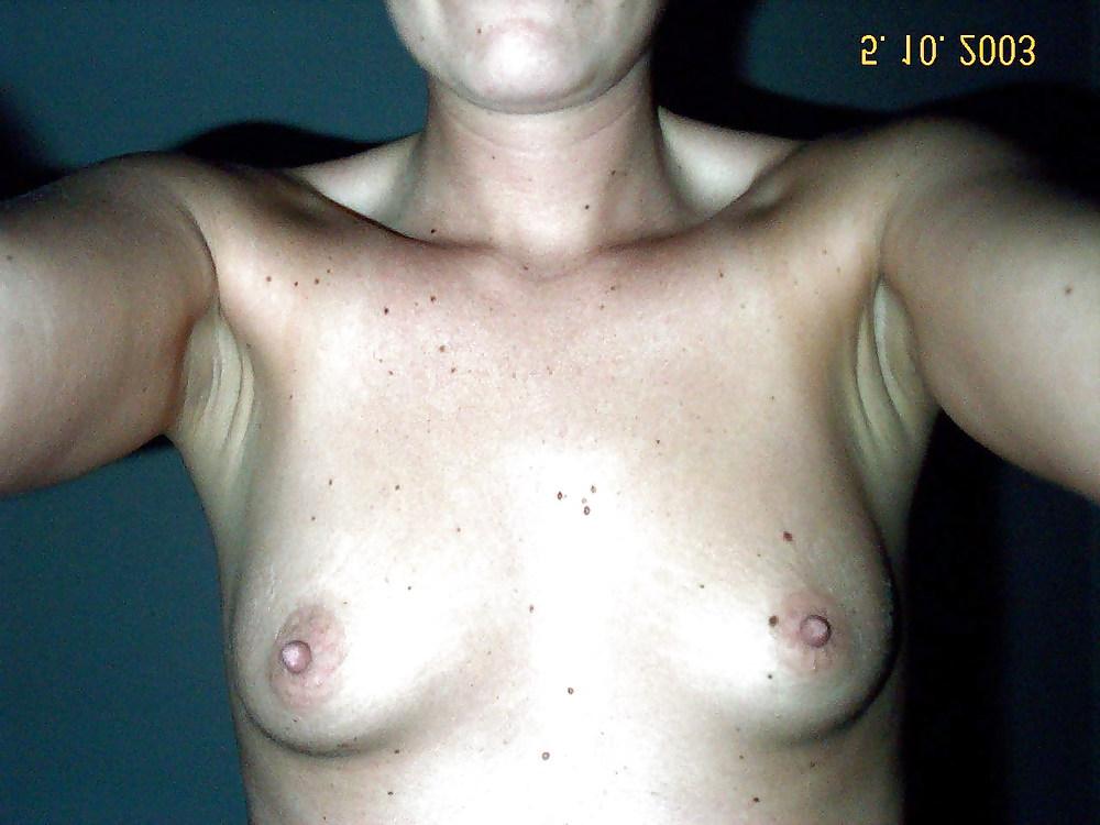 25P Extremely shy girl - N. C. 