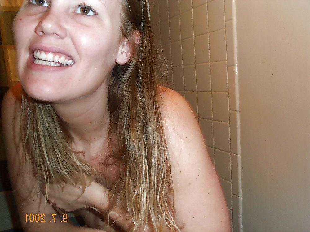 25P Extremely shy girl - N. C. 