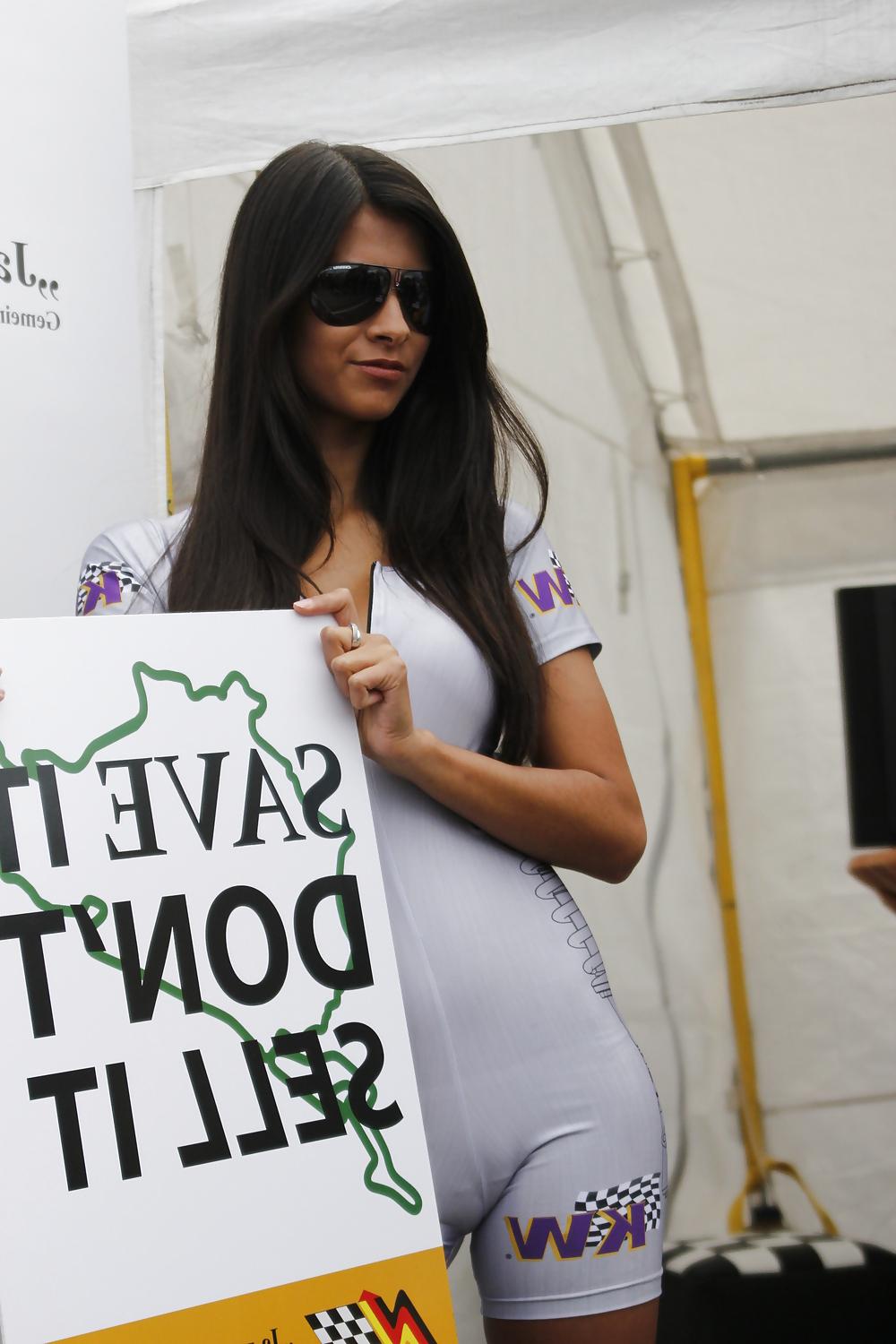 25P Cute girls from show or motorsport