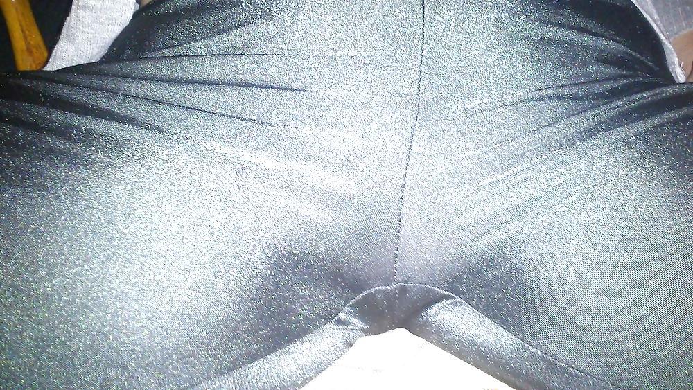 18P Wife In Tight Leggings And Panties. 
