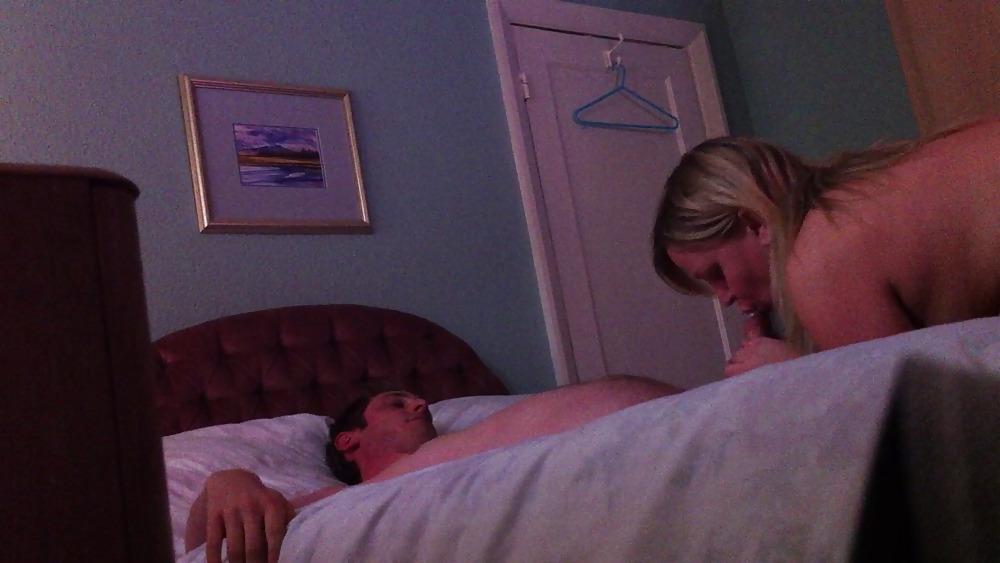 15P Sex with a 8 month pregnant UK prostitute