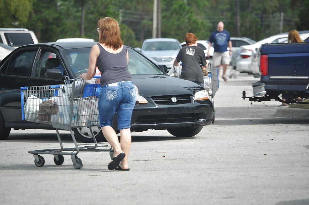 15P Granny Ass in Jeans
