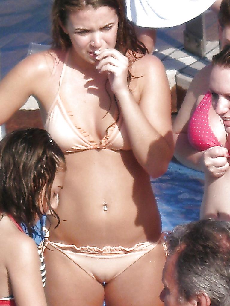 25P Bikinis, panties and tan lines