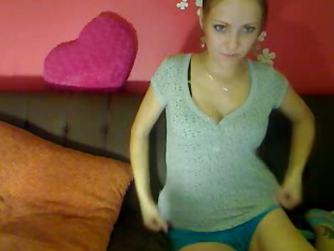 25P Miss with a Smile teen cam show 