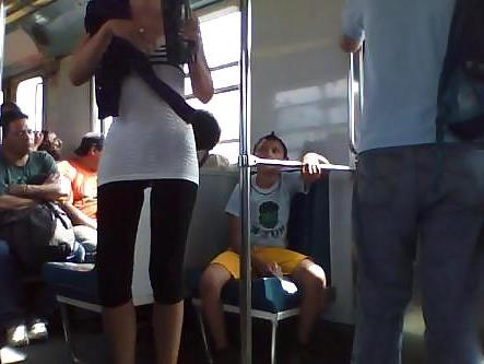 17P CANDID STREET VOYEUR CALLE PUBLIC comment aund cum over pls