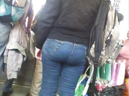 17P CANDID STREET VOYEUR CALLE PUBLIC comment aund cum over pls