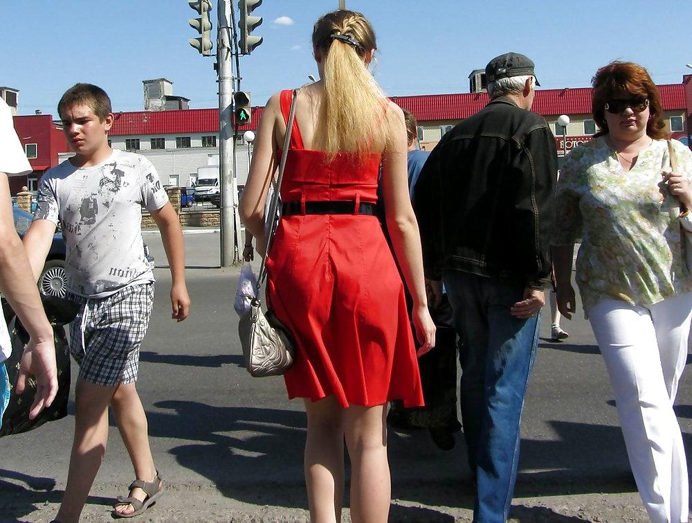 25P Shopping girls