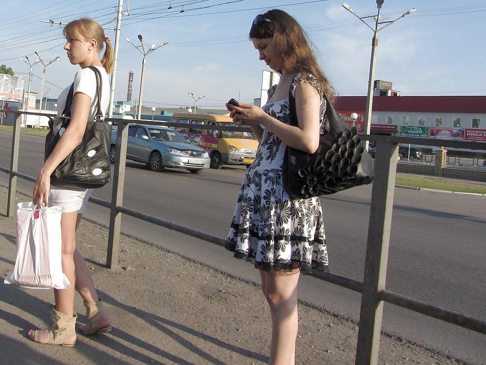 25P Shopping girls