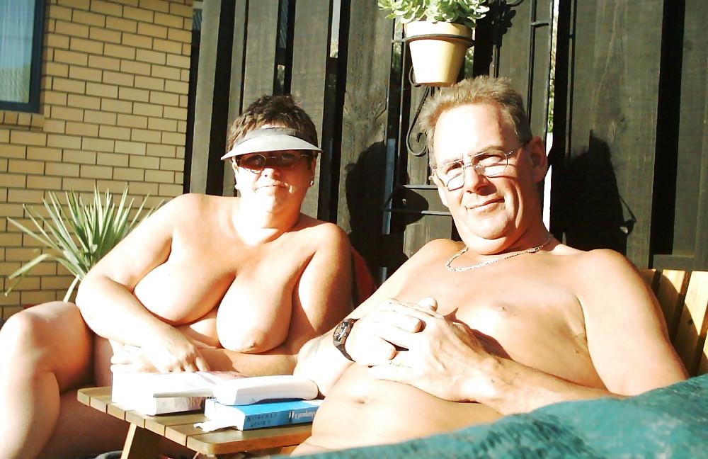 24P Hot couple 002.