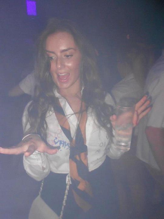 10P Grace, it's time to show the slut you are (part 2)