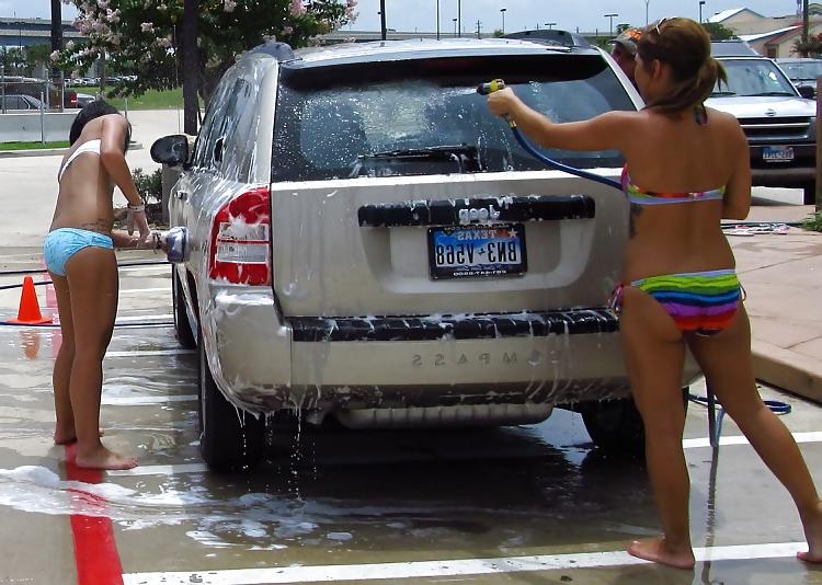 24P Bikini car wash