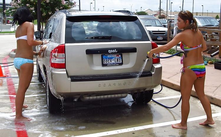 24P Bikini car wash