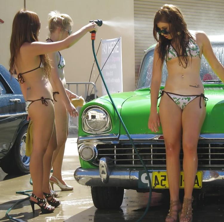 24P Bikini car wash